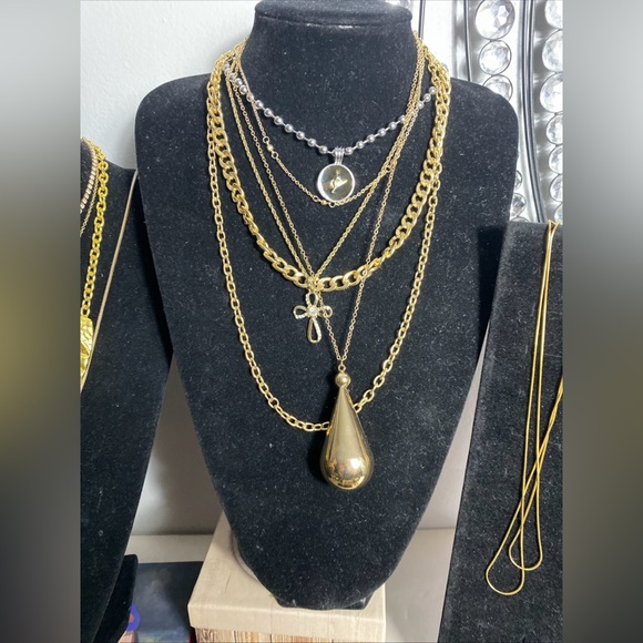 Sold - Picture 5 of 9